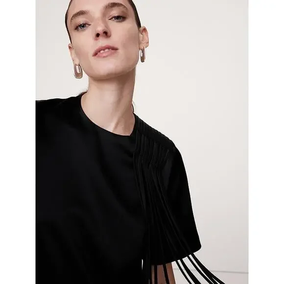 BANANA REPUBLIC SATIN FRINGE SHIFT DRESS IN BLACK SIZE MEDIUM - Picture 14 of 14